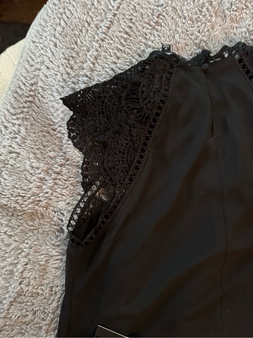 NWT LULU’S Hey Doll Black Lace Shift Dress Size Small - Picture 10 of 16